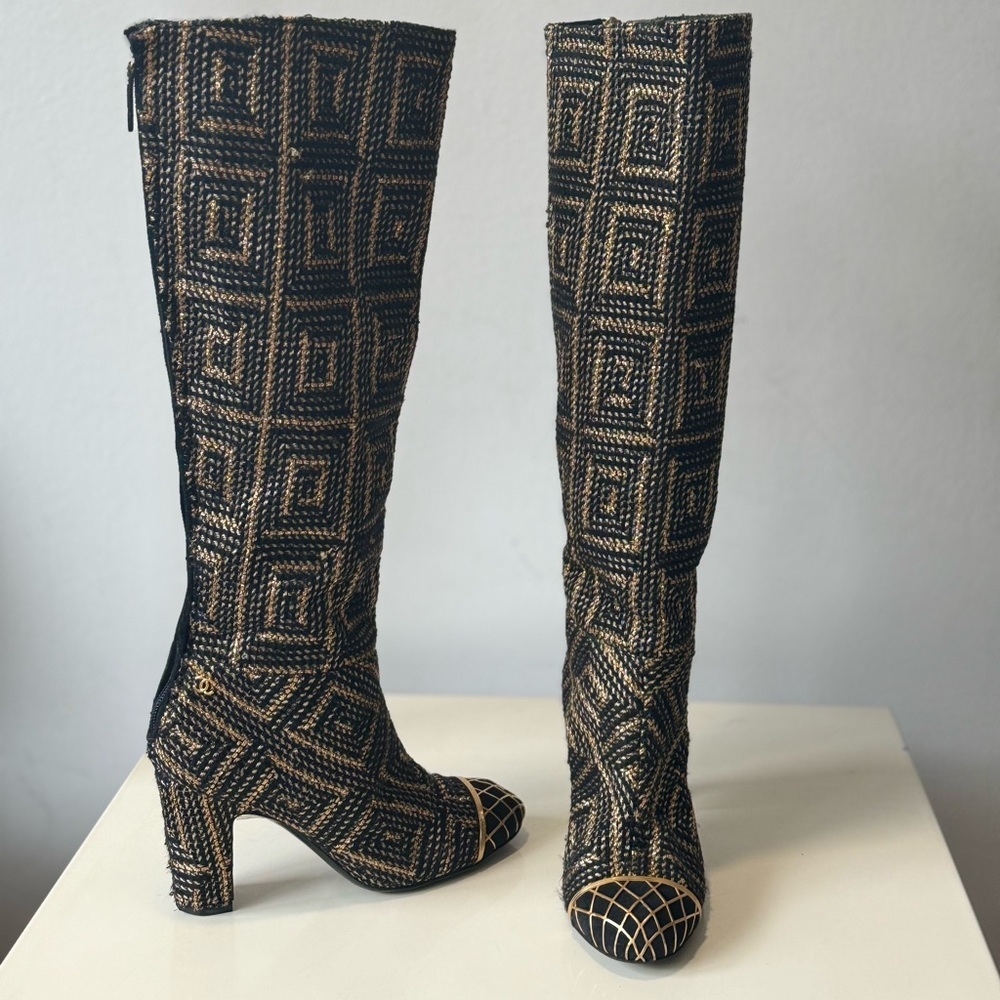 CHANEL Runway Byzantine Tweed Gold Cage High Boots 37 Pre fall 2012 - Picture 8 of 14